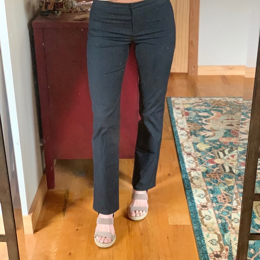 Theory dress denim straight jeans. Size 4